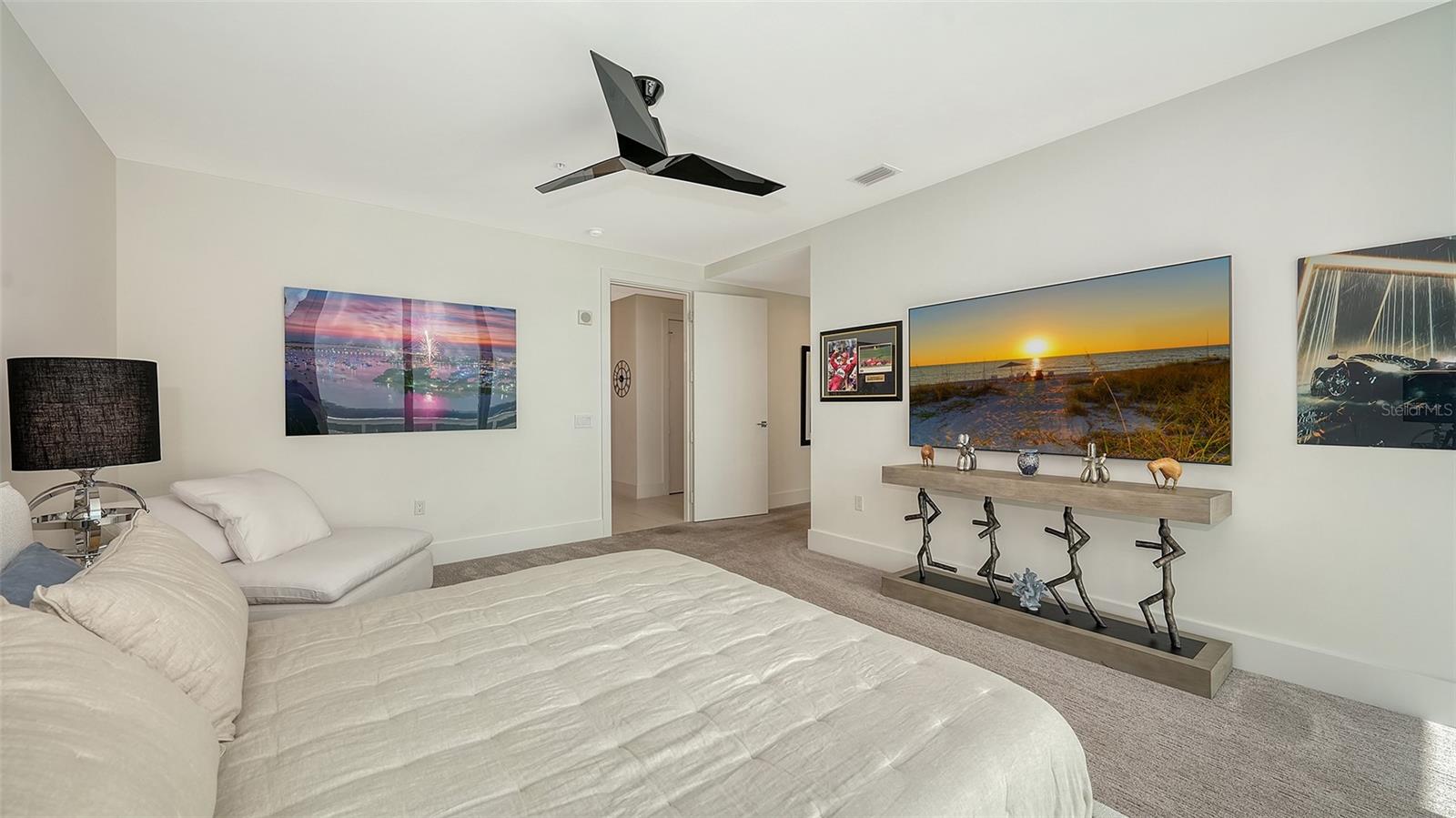 Image 47 of 84 For 540 Tamiami Trail 1702