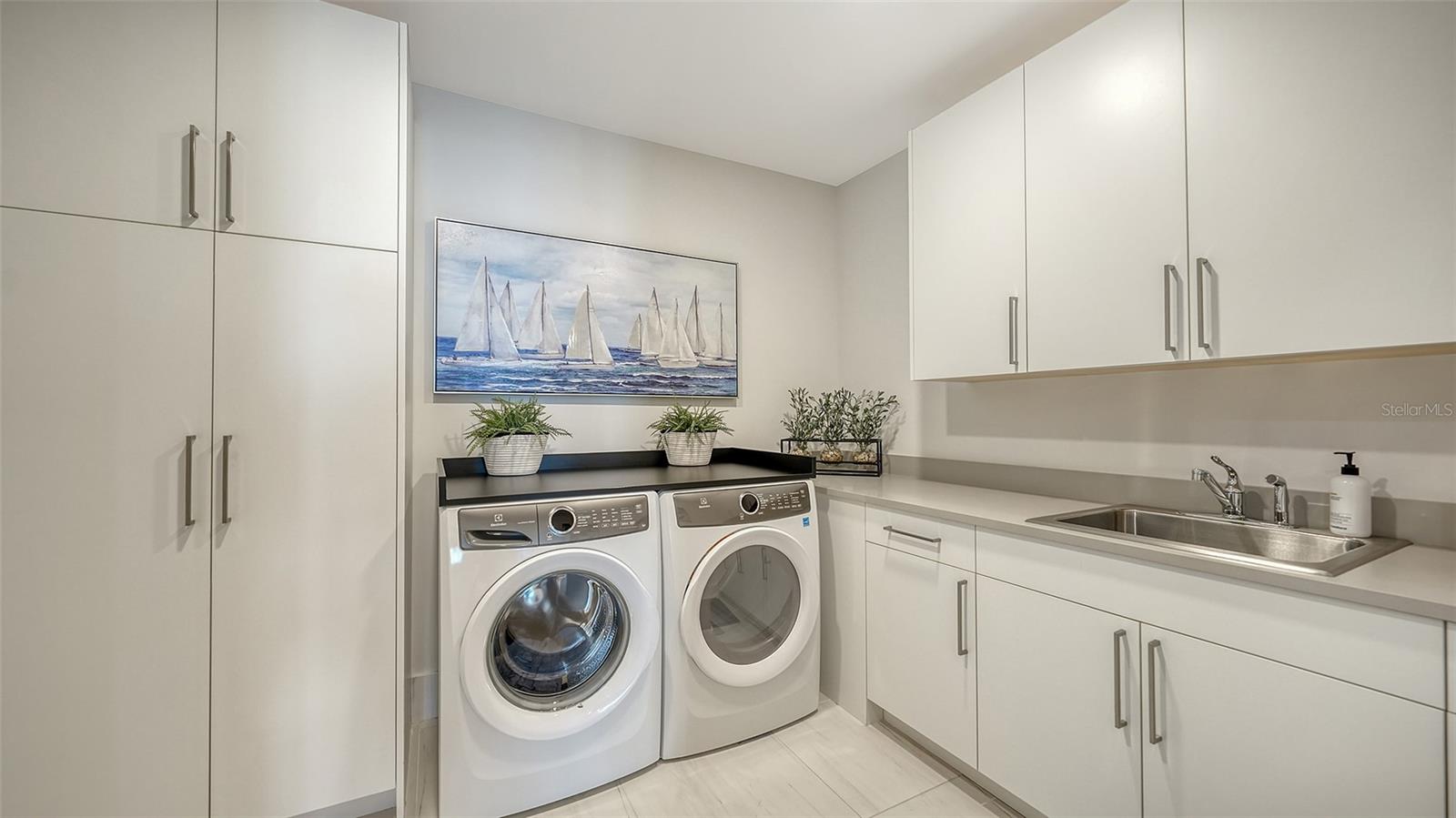 Image 52 of 84 For 540 Tamiami Trail 1702