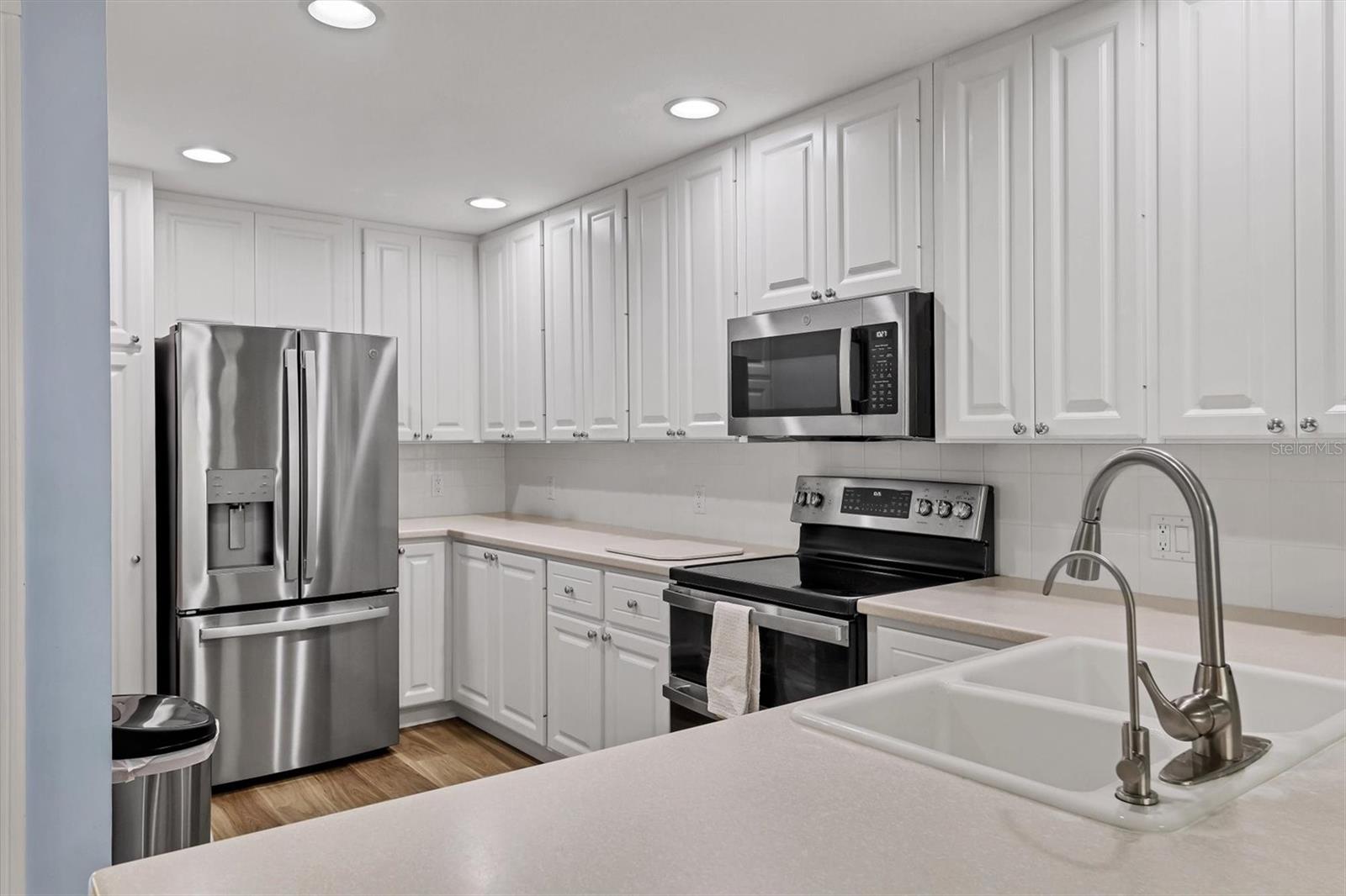 Image 11 of 71 For 7629 Bergamo Avenue