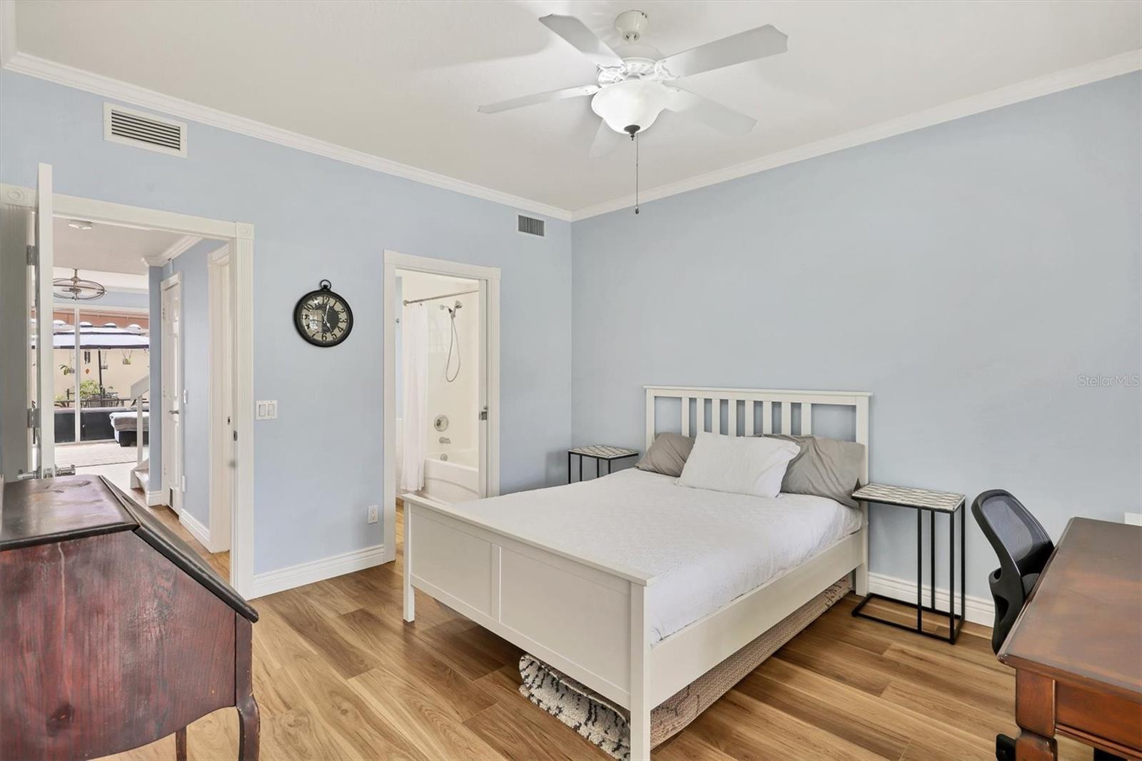 Image 19 of 71 For 7629 Bergamo Avenue