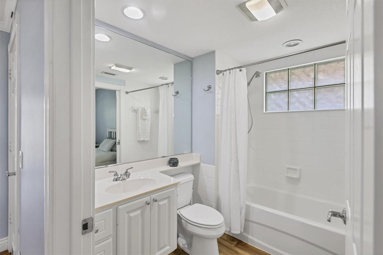 Image 20 of 71 For 7629 Bergamo Avenue