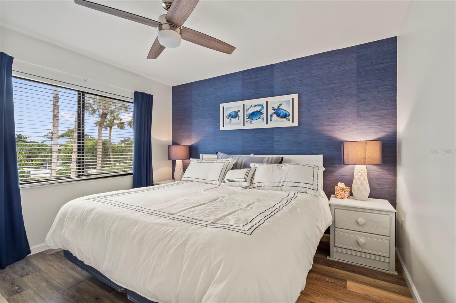 Image 10 of 28 For 2810 Beach Road 106