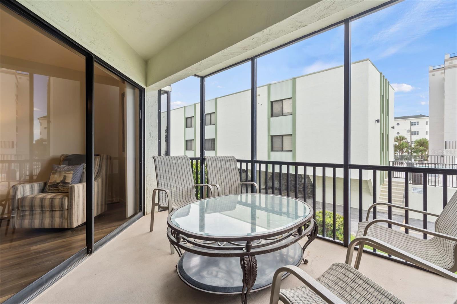 Image 15 of 28 For 2810 Beach Road 106