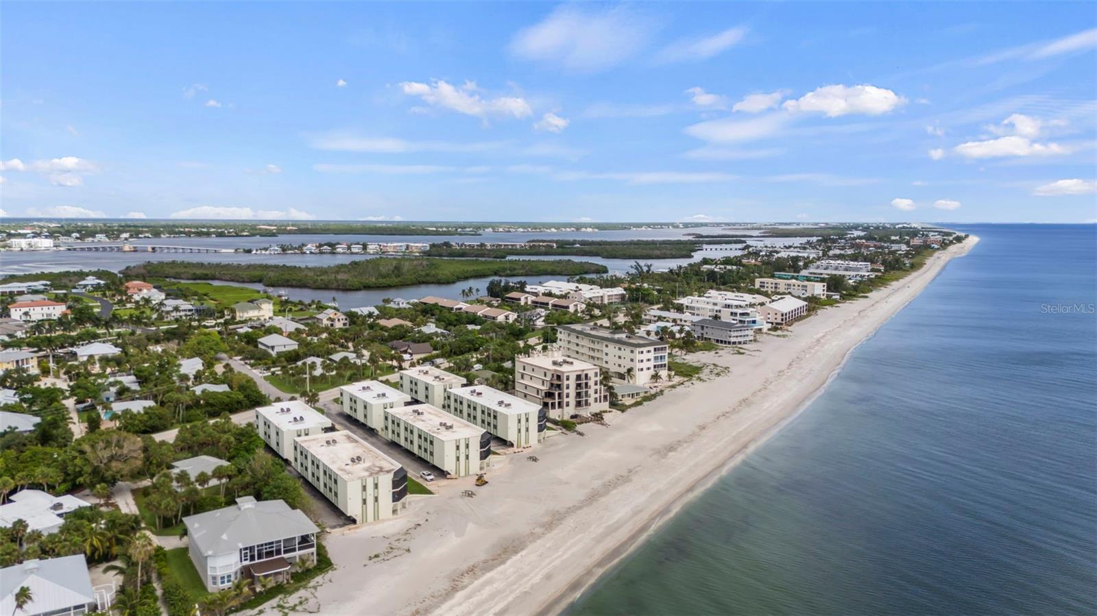 Image 26 of 28 For 2810 Beach Road 106