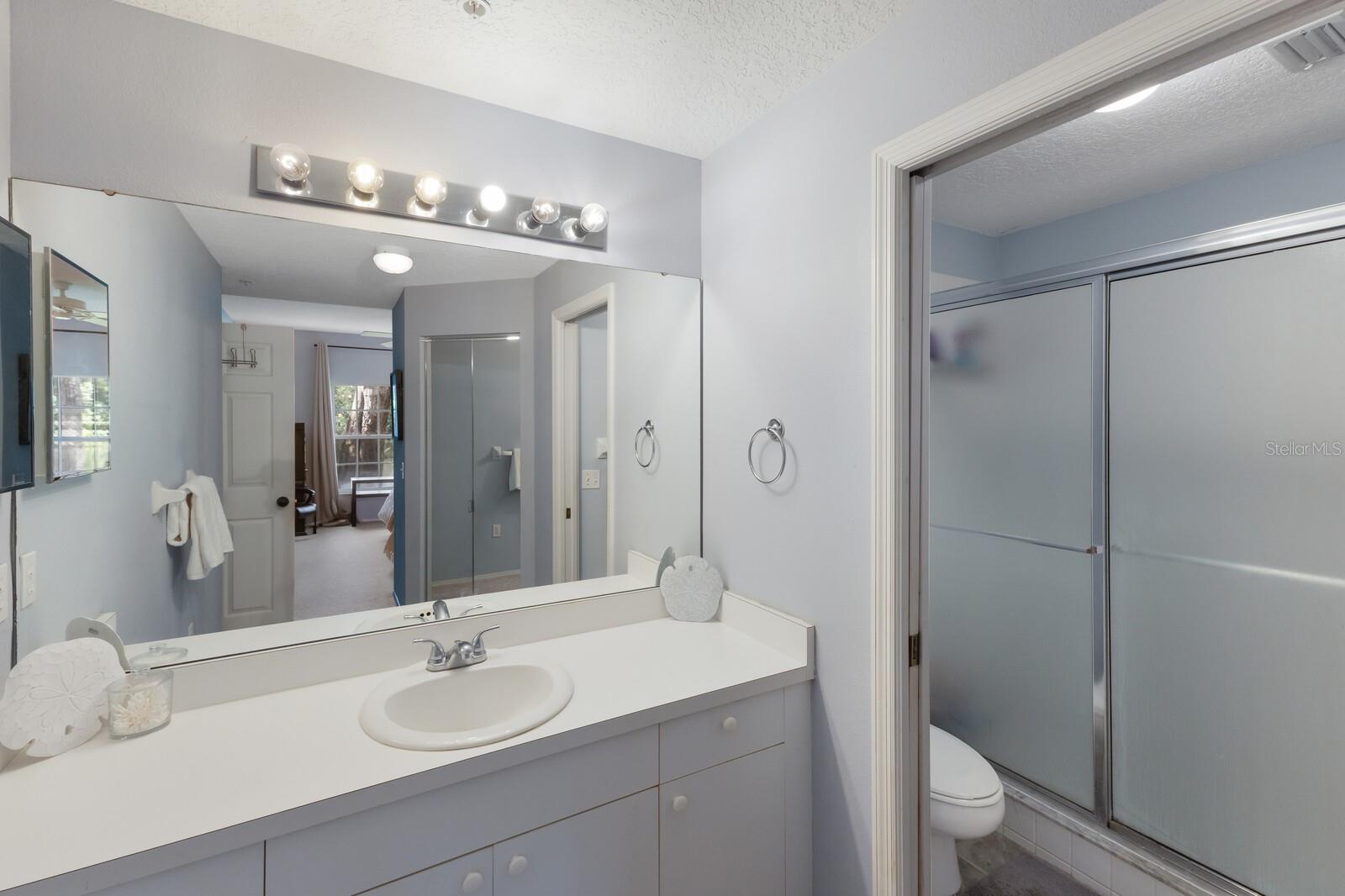 Image 16 of 30 For 6315 Green Oak Circle 13a