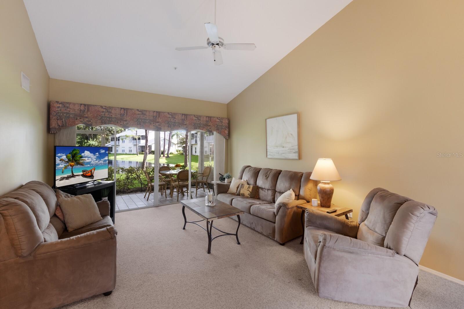Image 5 of 30 For 6315 Green Oak Circle 13a
