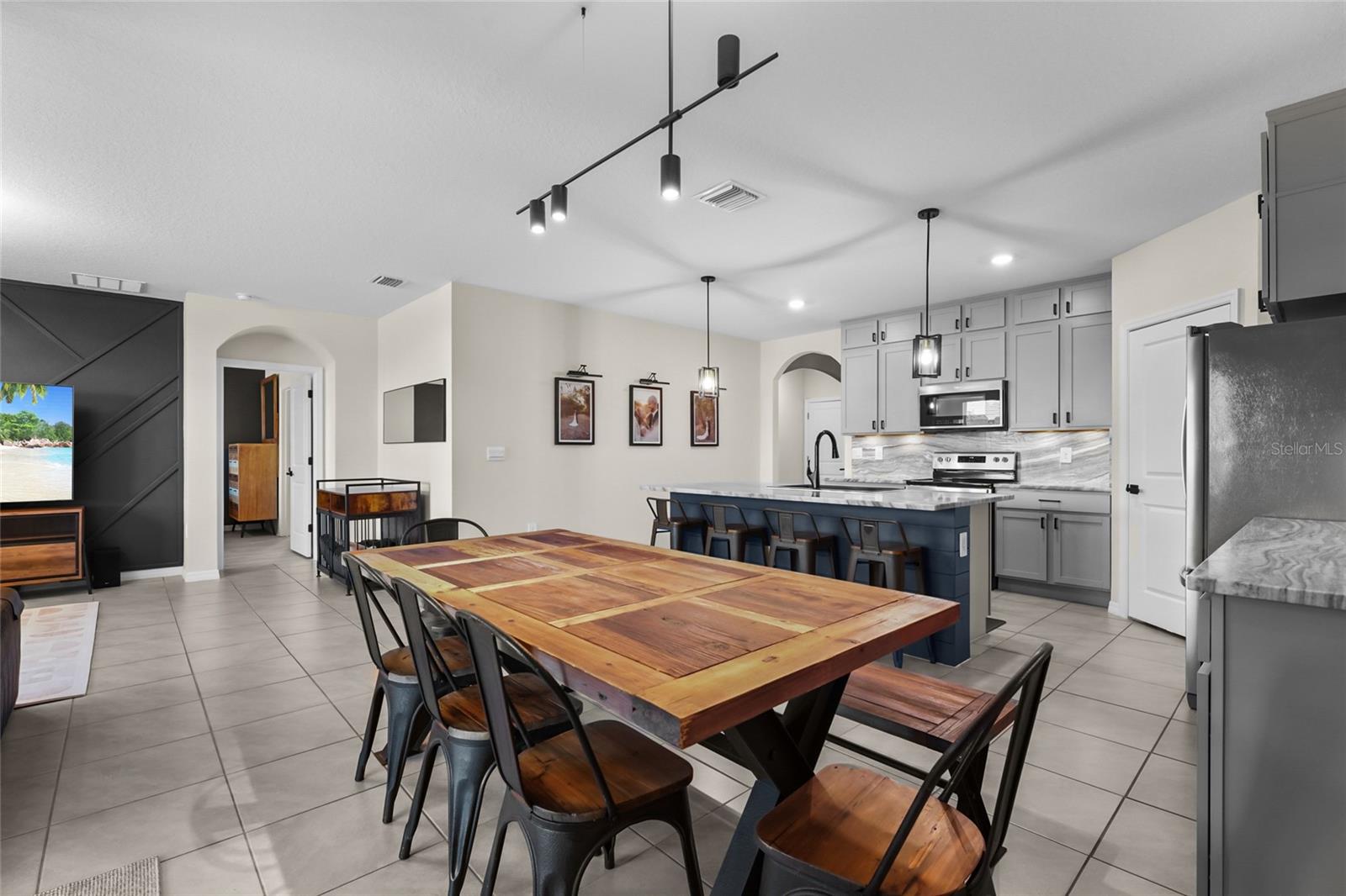 Image 21 of 77 For 17415 Harvest Moon Way