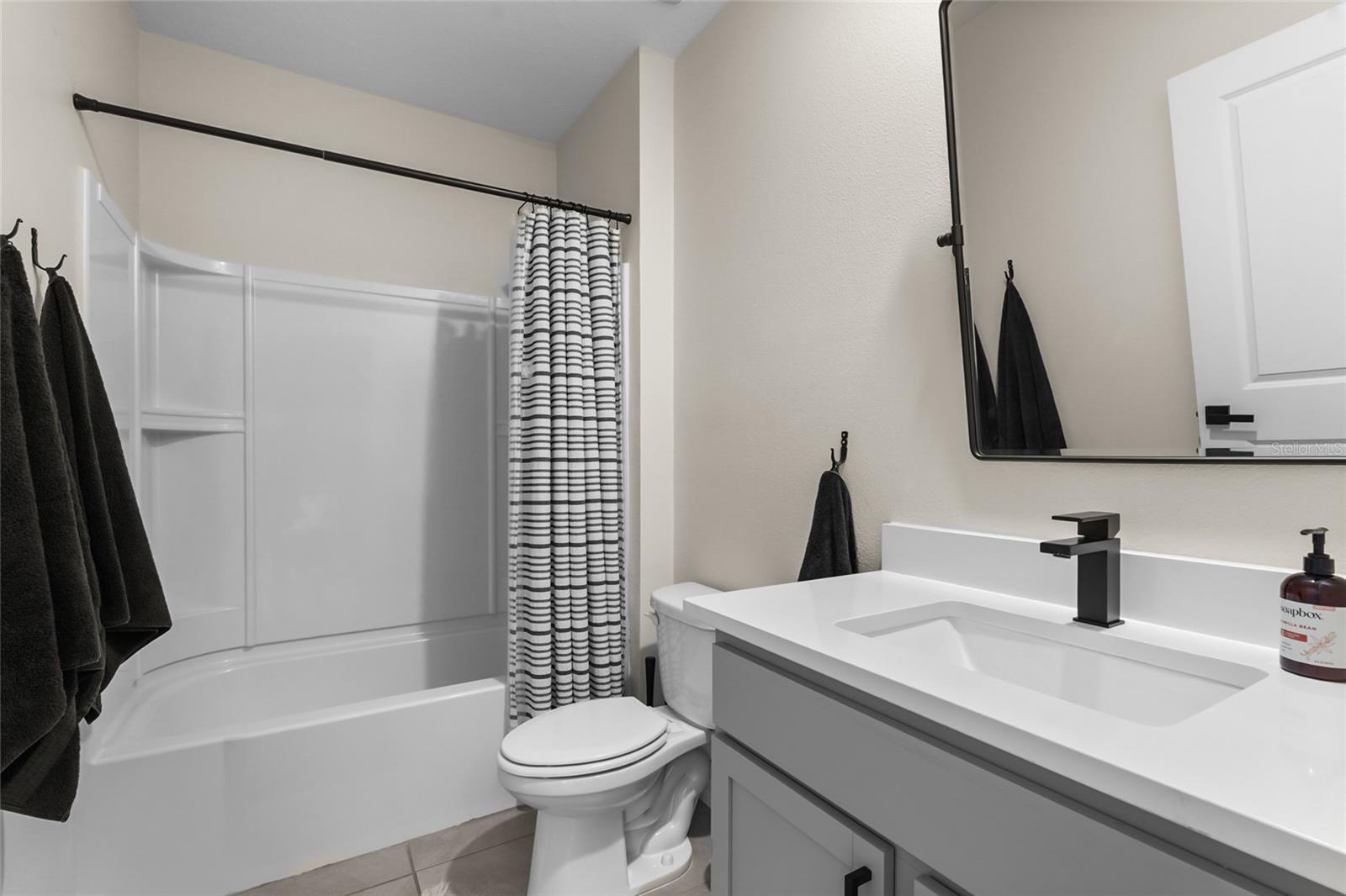 Image 28 of 77 For 17415 Harvest Moon Way