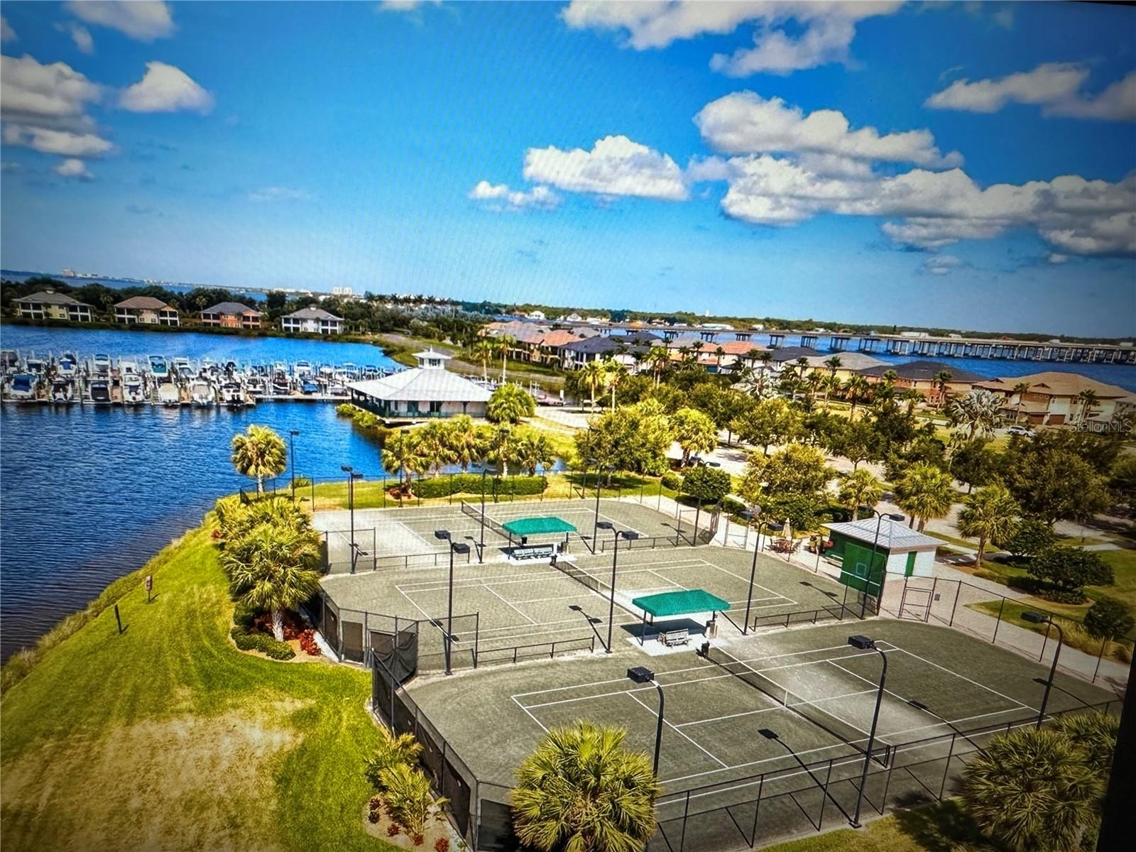 Image 24 of 27 For 1121 Riverscape Street