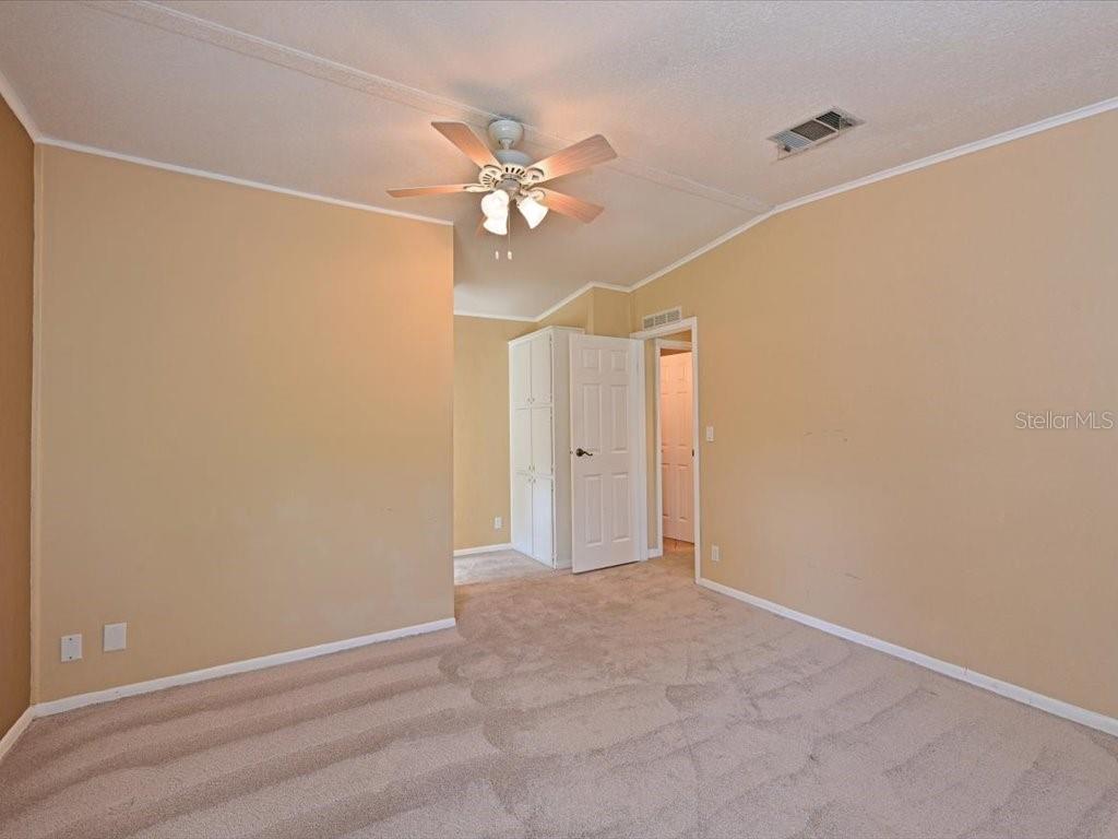 Image 22 of 45 For 5910 Majestic Way