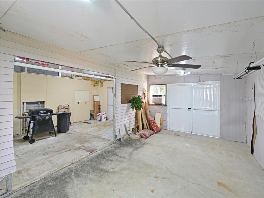Image 37 of 45 For 5910 Majestic Way