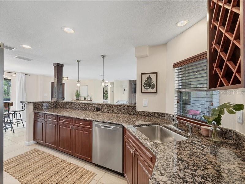 Image 14 of 36 For 4696 Pompano Street