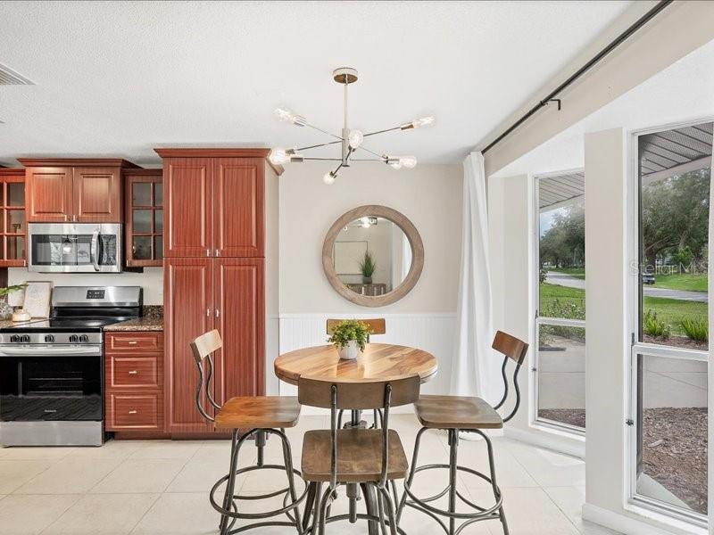 Image 16 of 36 For 4696 Pompano Street