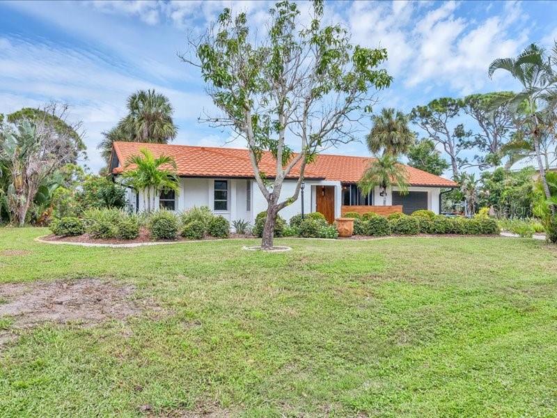 Image 2 of 36 For 4696 Pompano Street