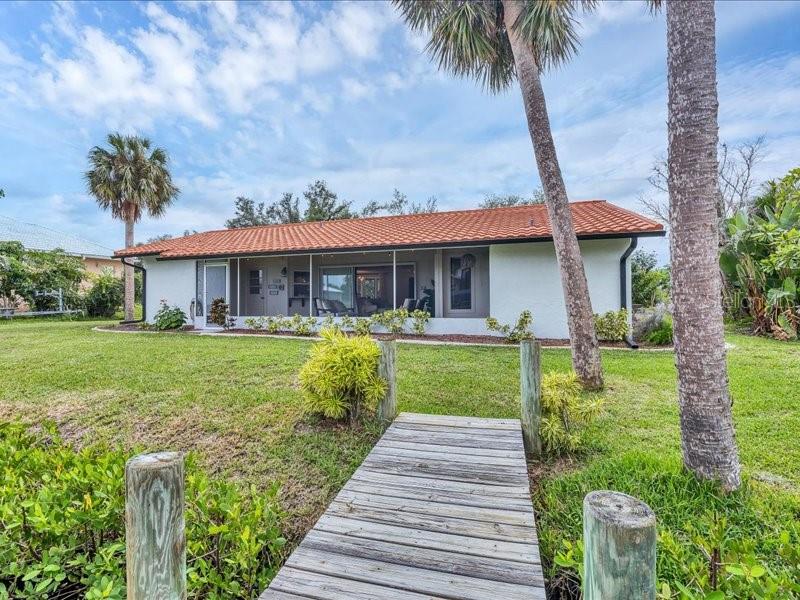 Image 35 of 36 For 4696 Pompano Street