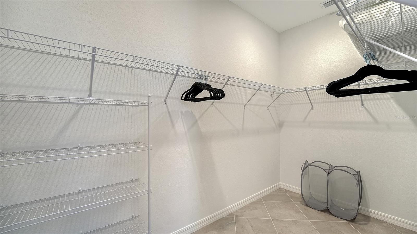 Image 21 of 70 For 10896 Pinot Drive