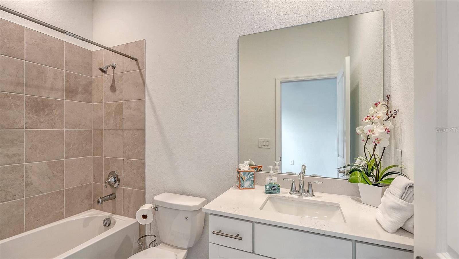 Image 26 of 70 For 10896 Pinot Drive