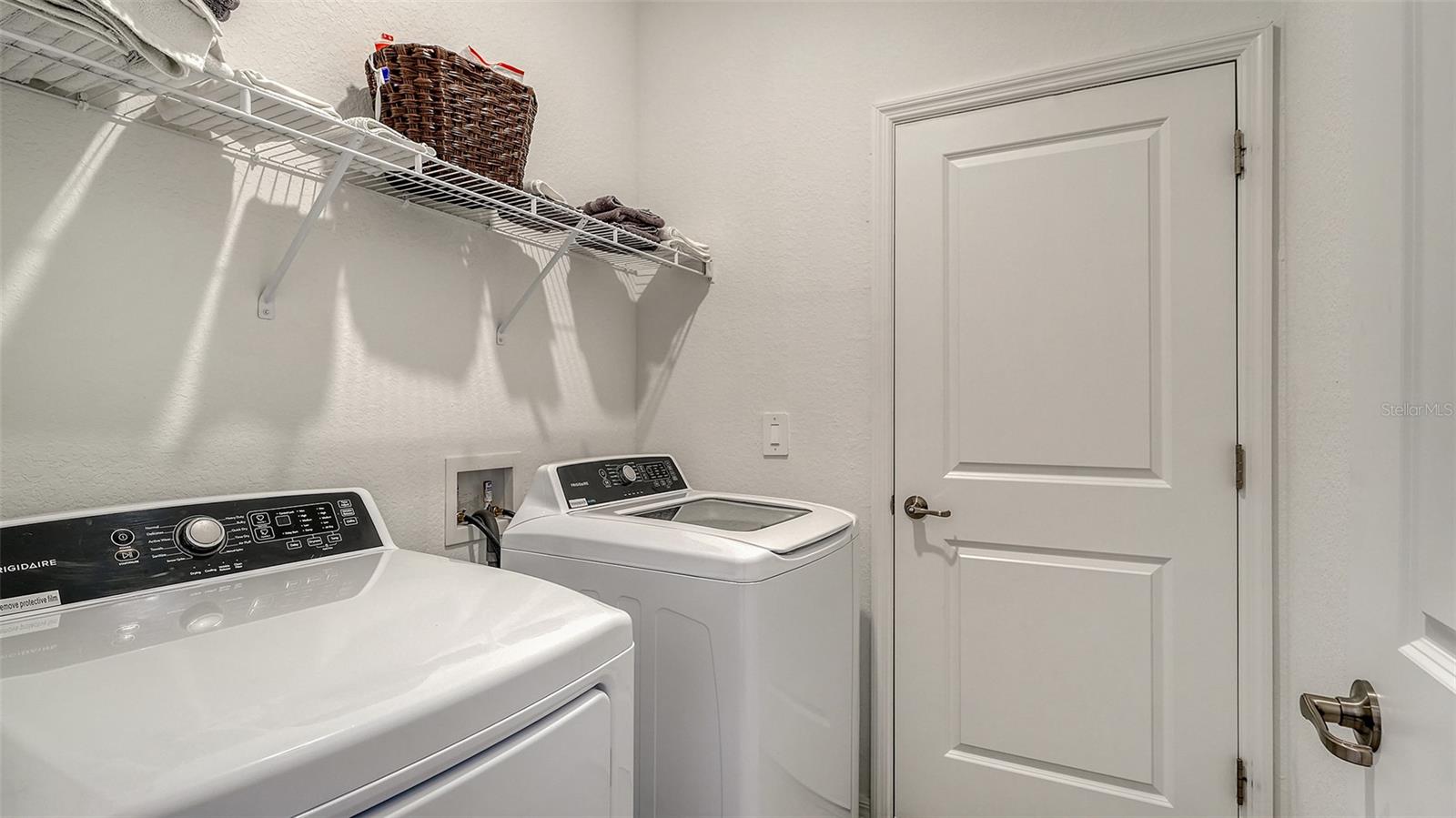 Image 33 of 70 For 10896 Pinot Drive