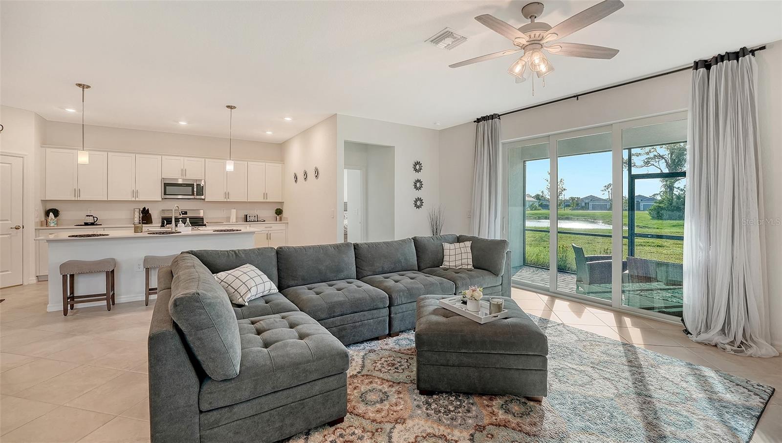 Image 8 of 70 For 10896 Pinot Drive