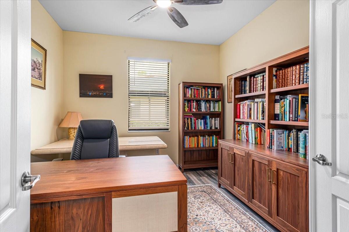 Image 7 of 44 For 9730 Carnoustie Place