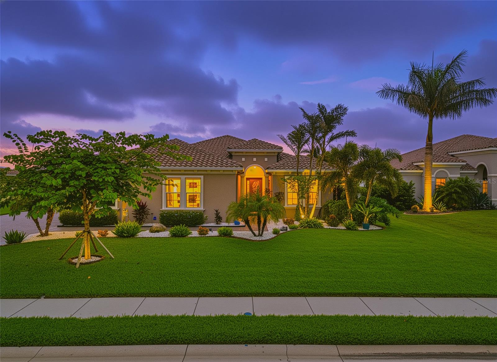 Image 11 of 64 For 309 167th Boulevard E