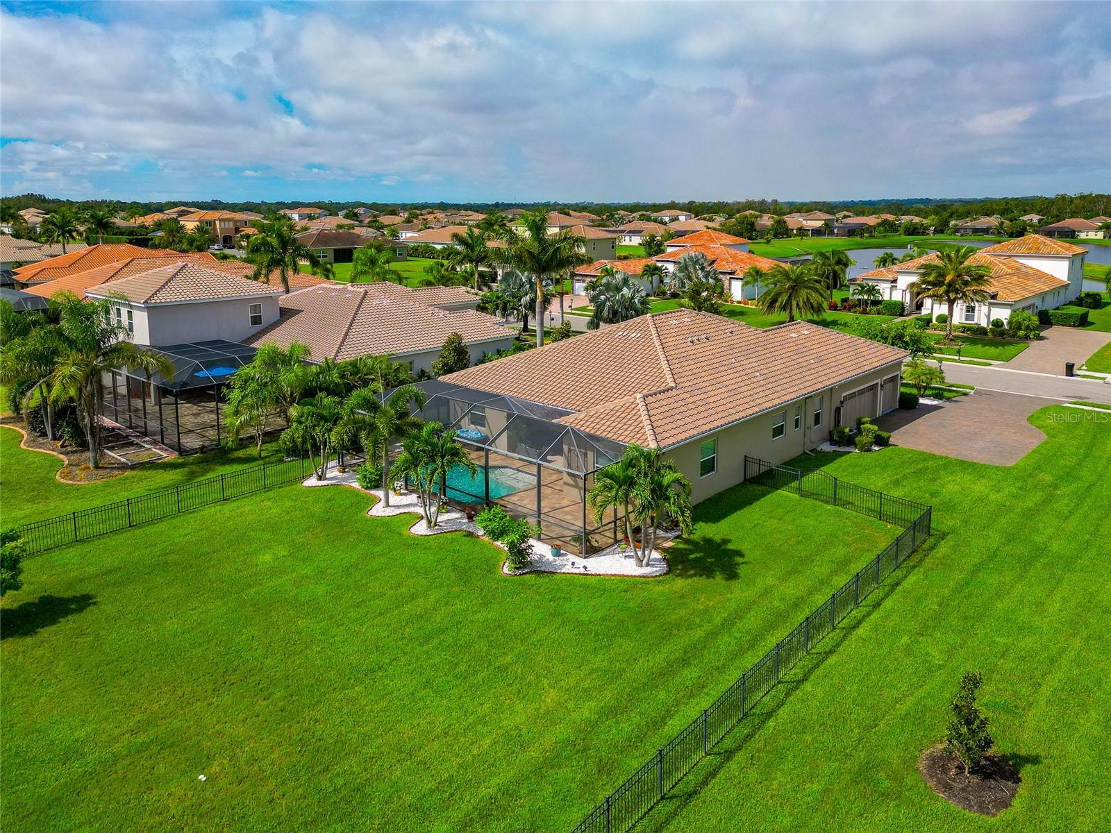 Image 12 of 64 For 309 167th Boulevard E