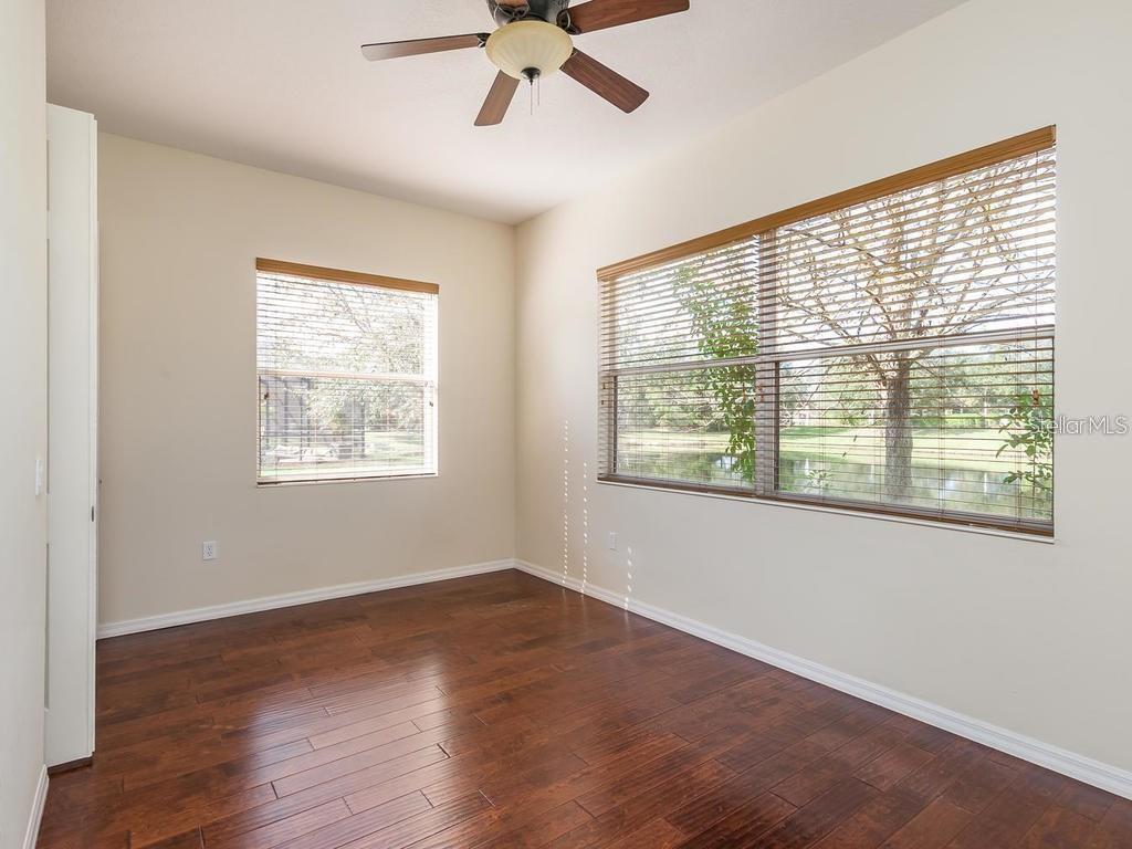 Image 11 of 21 For 15253 Blue Fish Circle
