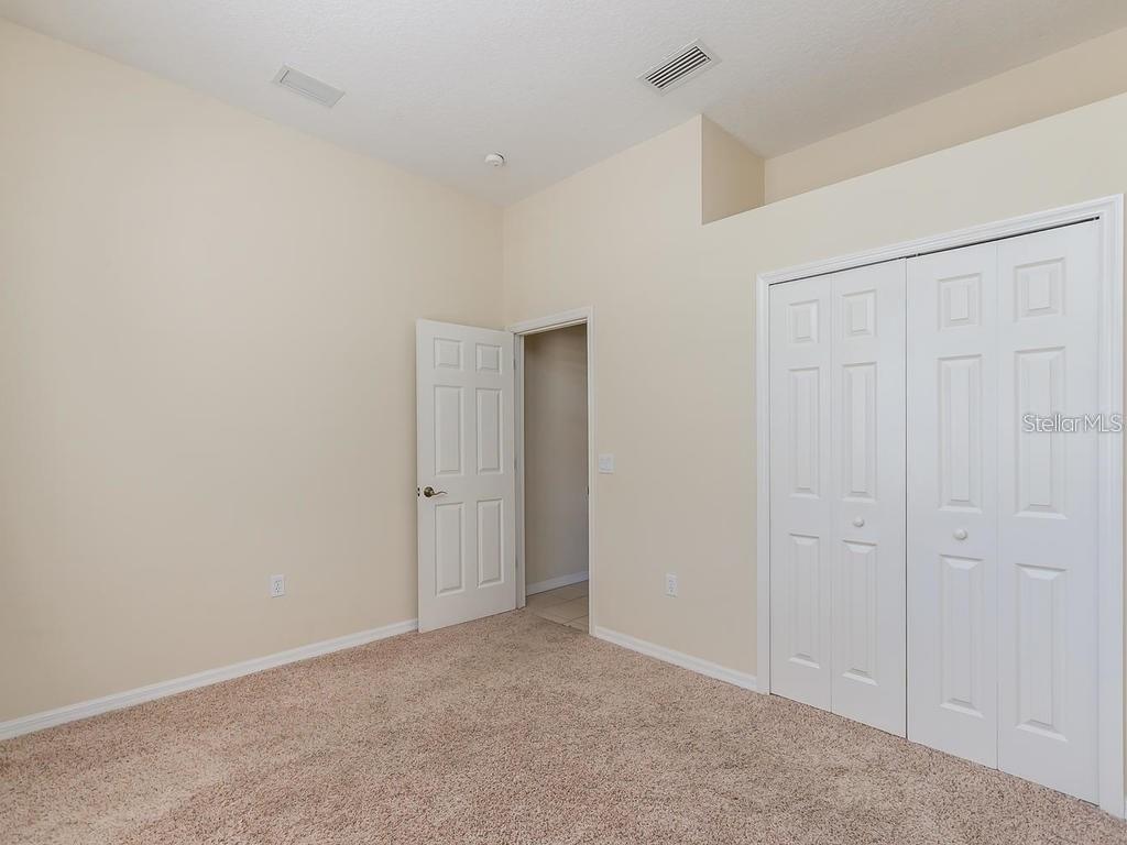 Image 12 of 21 For 15253 Blue Fish Circle