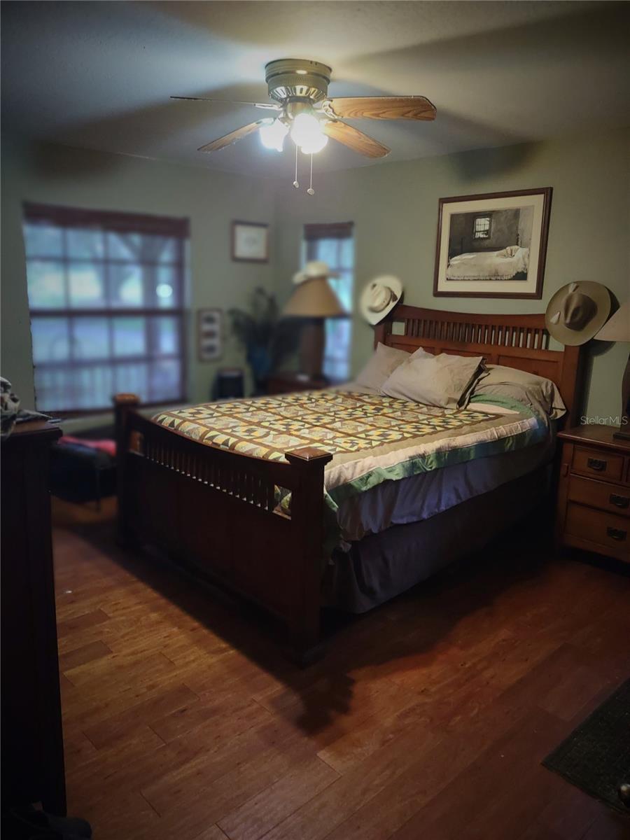 Image 13 of 71 For 30500 34th Avenue E