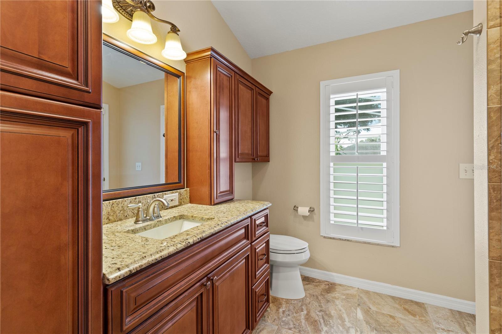 Image 13 of 38 For 1809 Vista River Drive