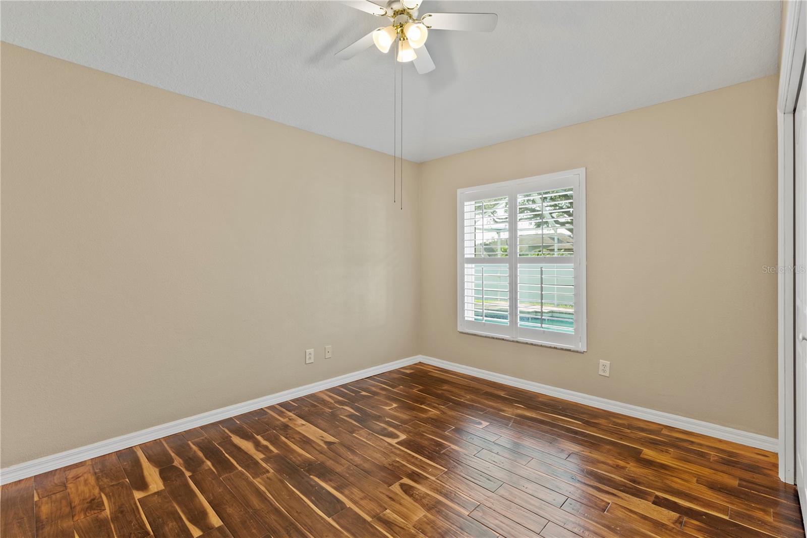 Image 14 of 38 For 1809 Vista River Drive