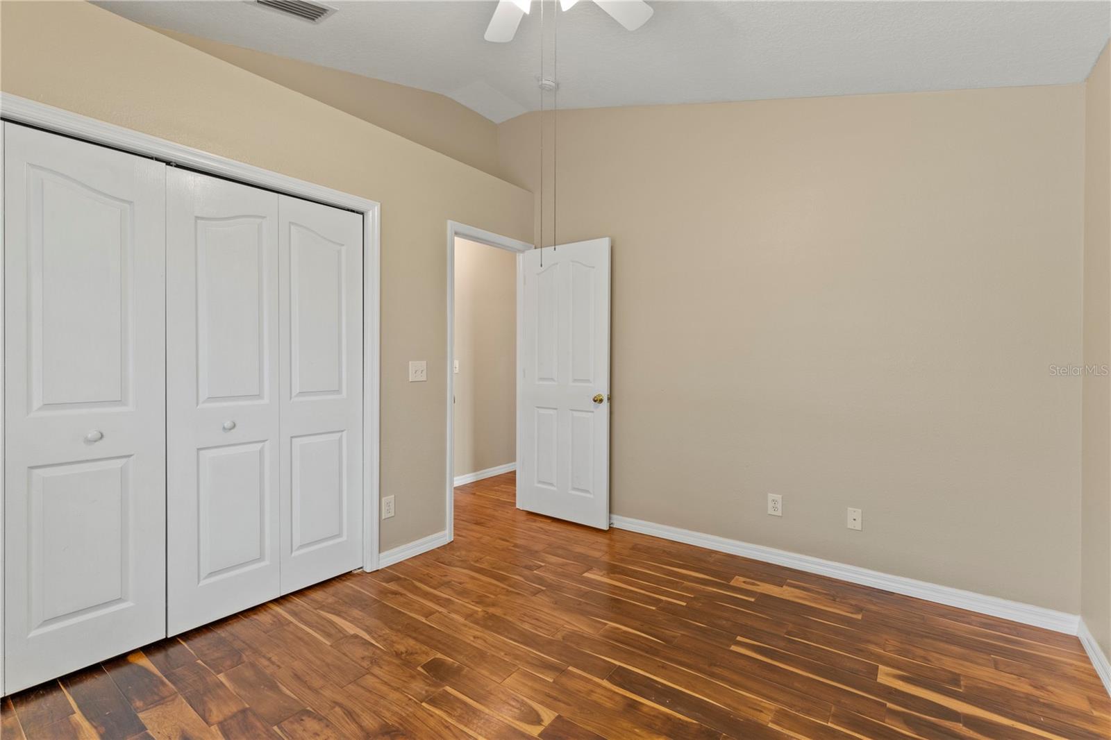 Image 15 of 38 For 1809 Vista River Drive