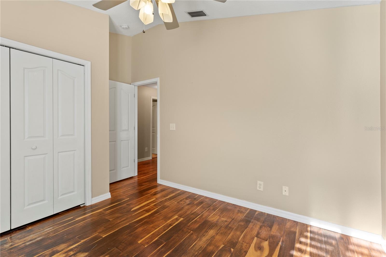 Image 17 of 38 For 1809 Vista River Drive