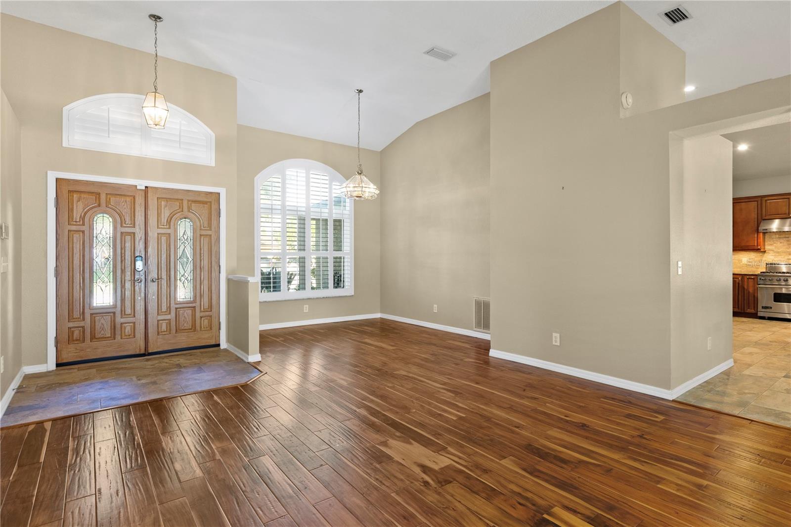 Image 4 of 38 For 1809 Vista River Drive