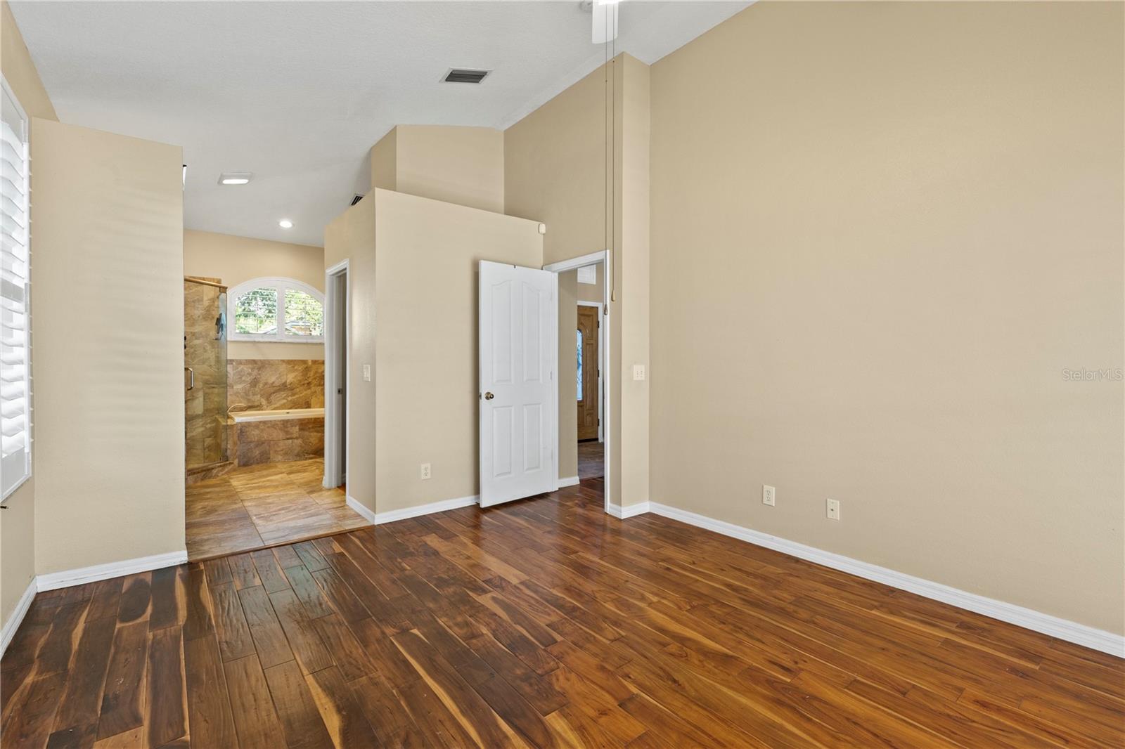 Image 7 of 38 For 1809 Vista River Drive