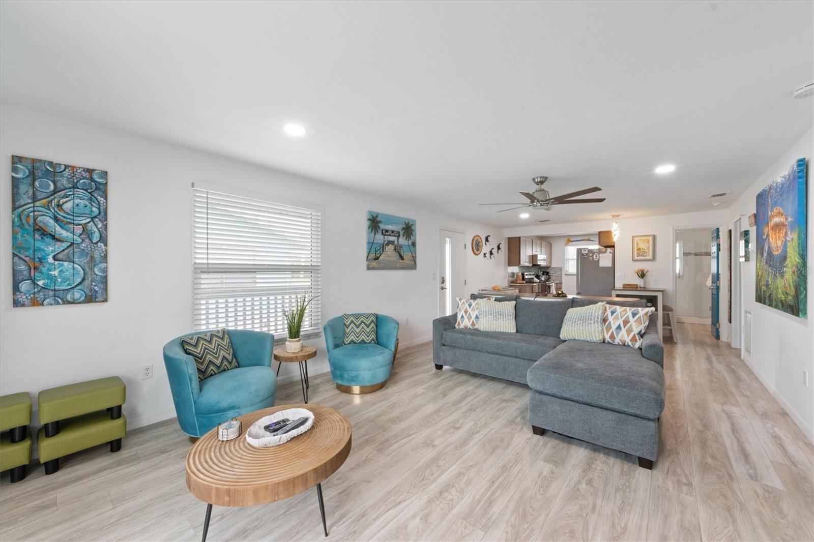 Image 10 of 30 For 6808 Palm Drive B