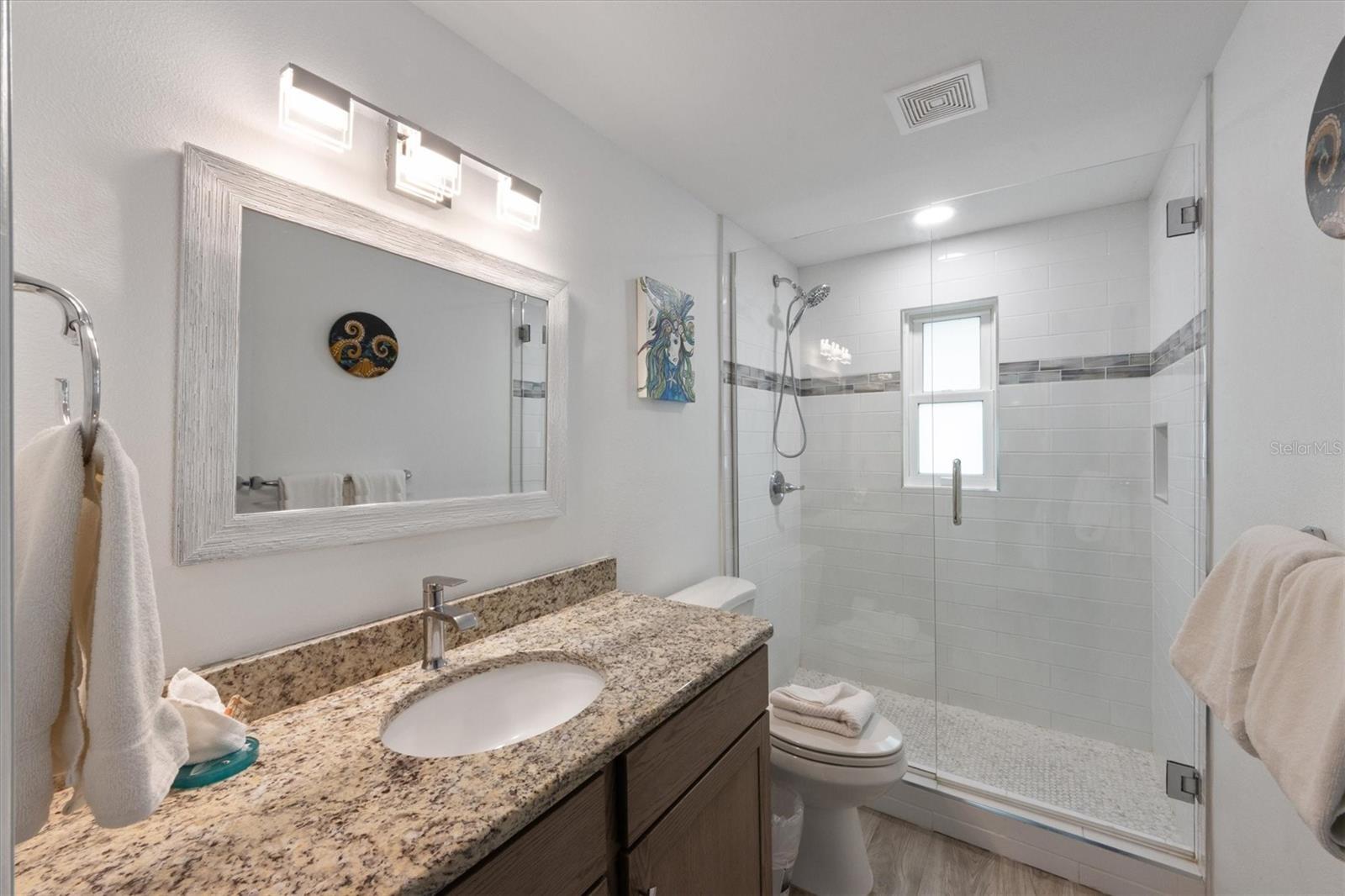 Image 12 of 30 For 6808 Palm Drive B
