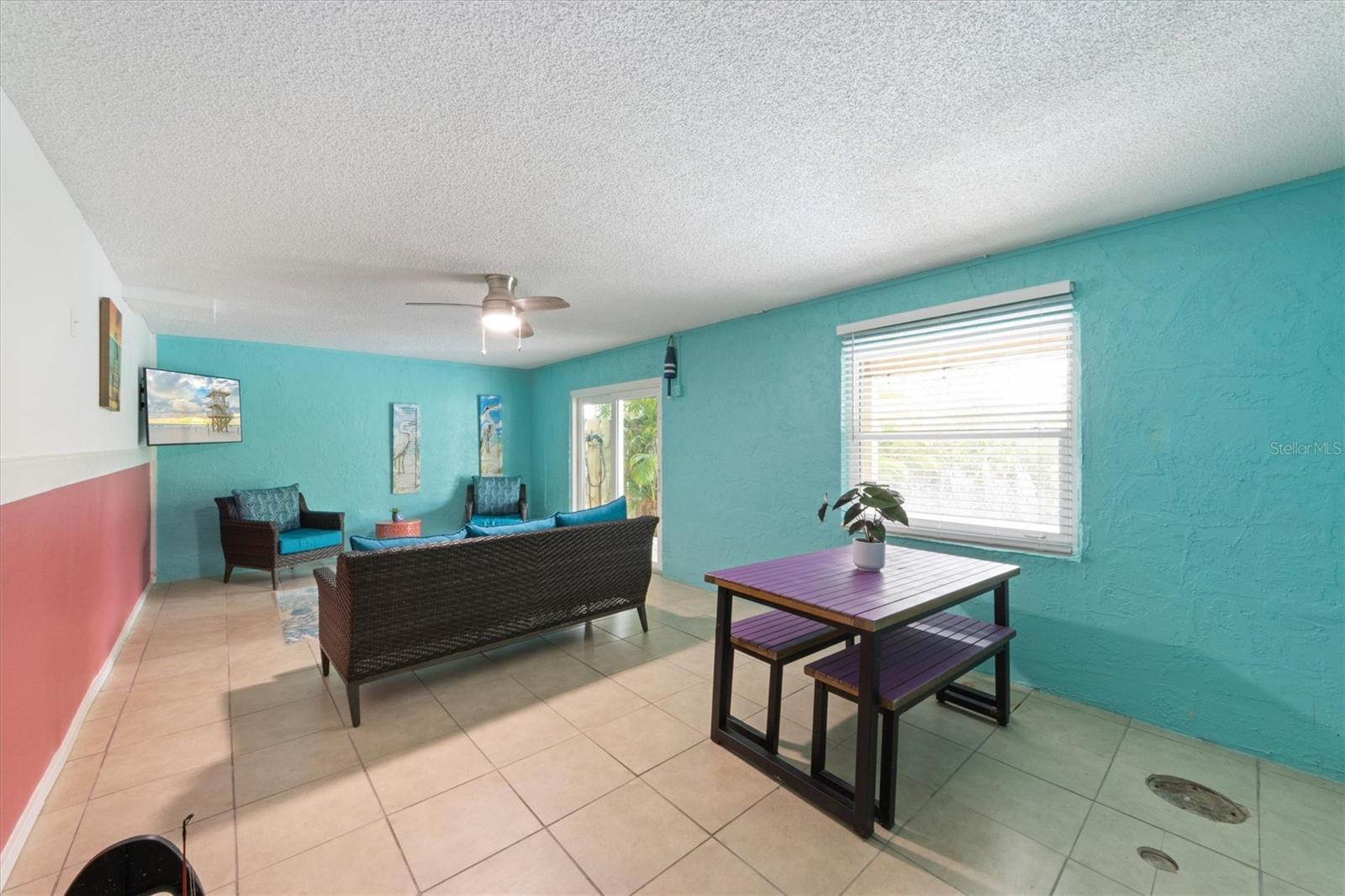Image 18 of 30 For 6808 Palm Drive B