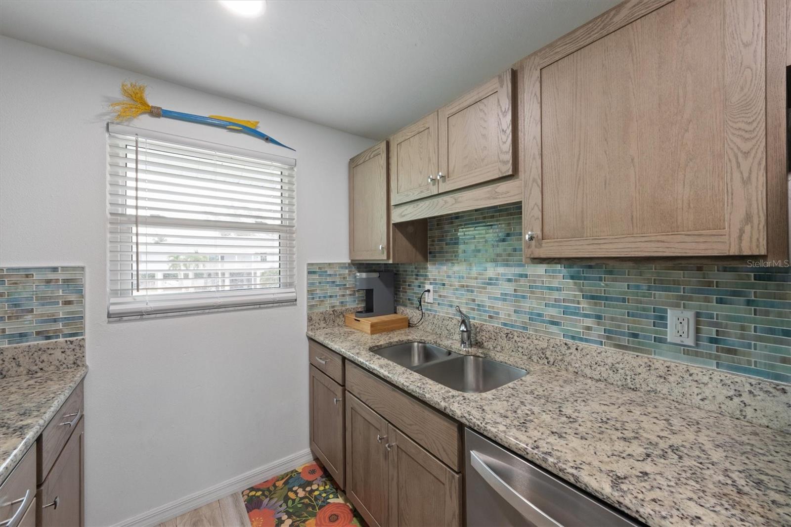Image 8 of 30 For 6808 Palm Drive B