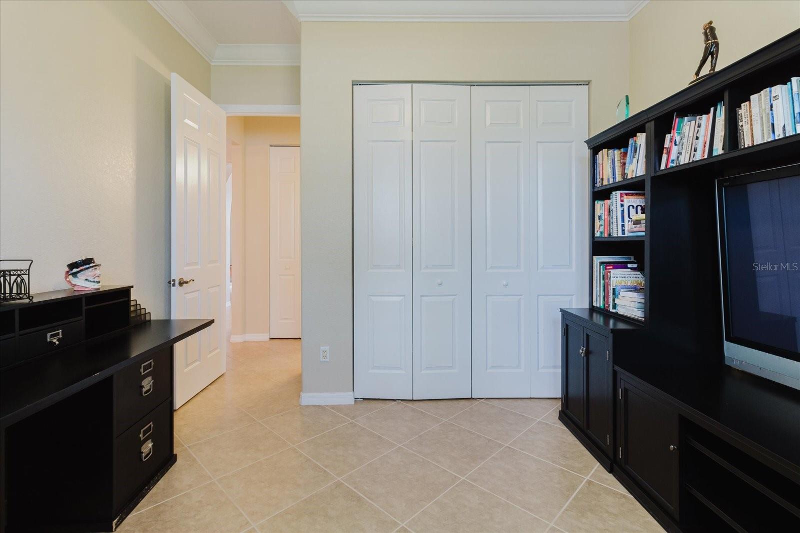 Image 15 of 79 For 3806 67th Terrace E