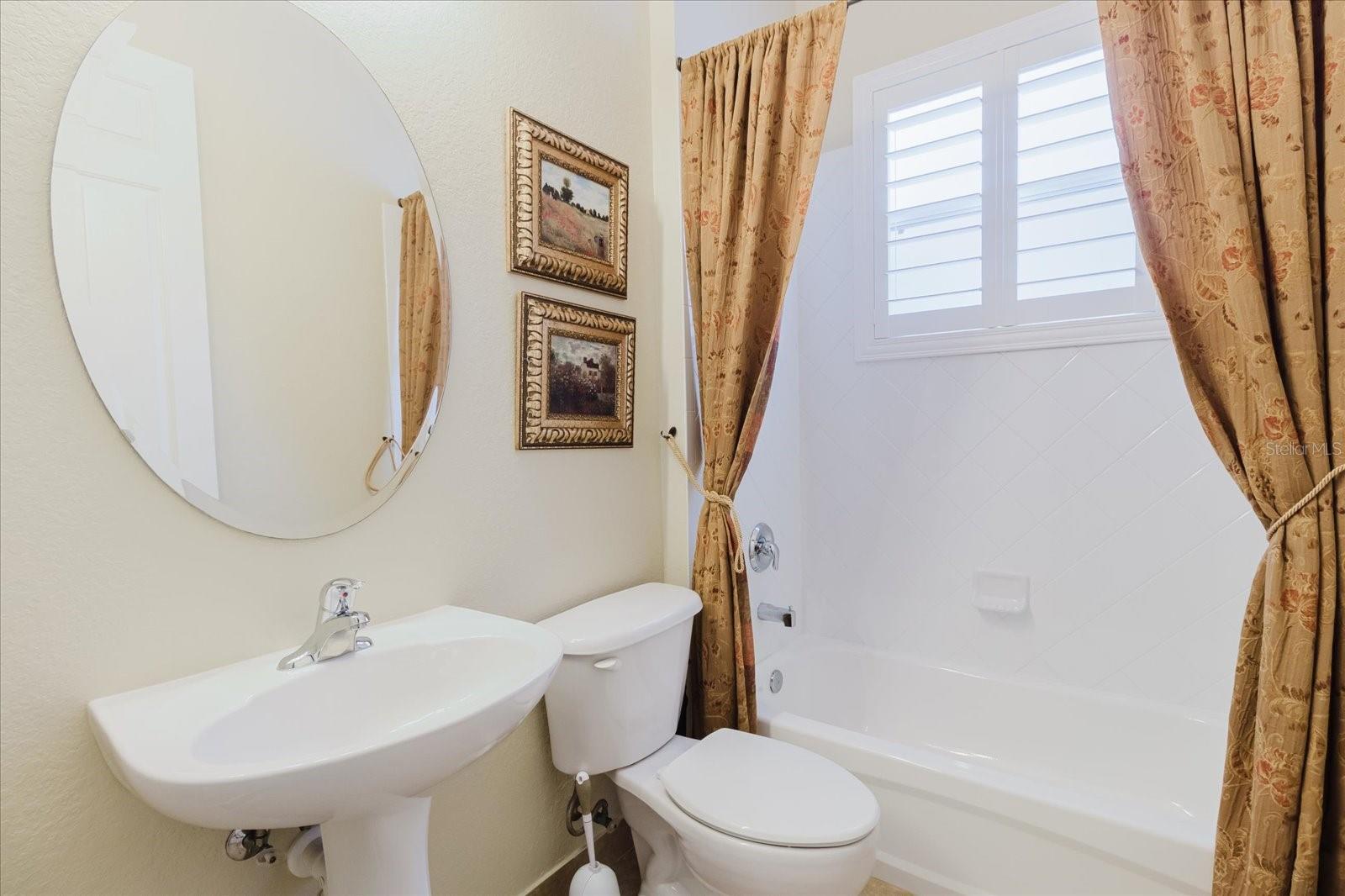 Image 16 of 79 For 3806 67th Terrace E