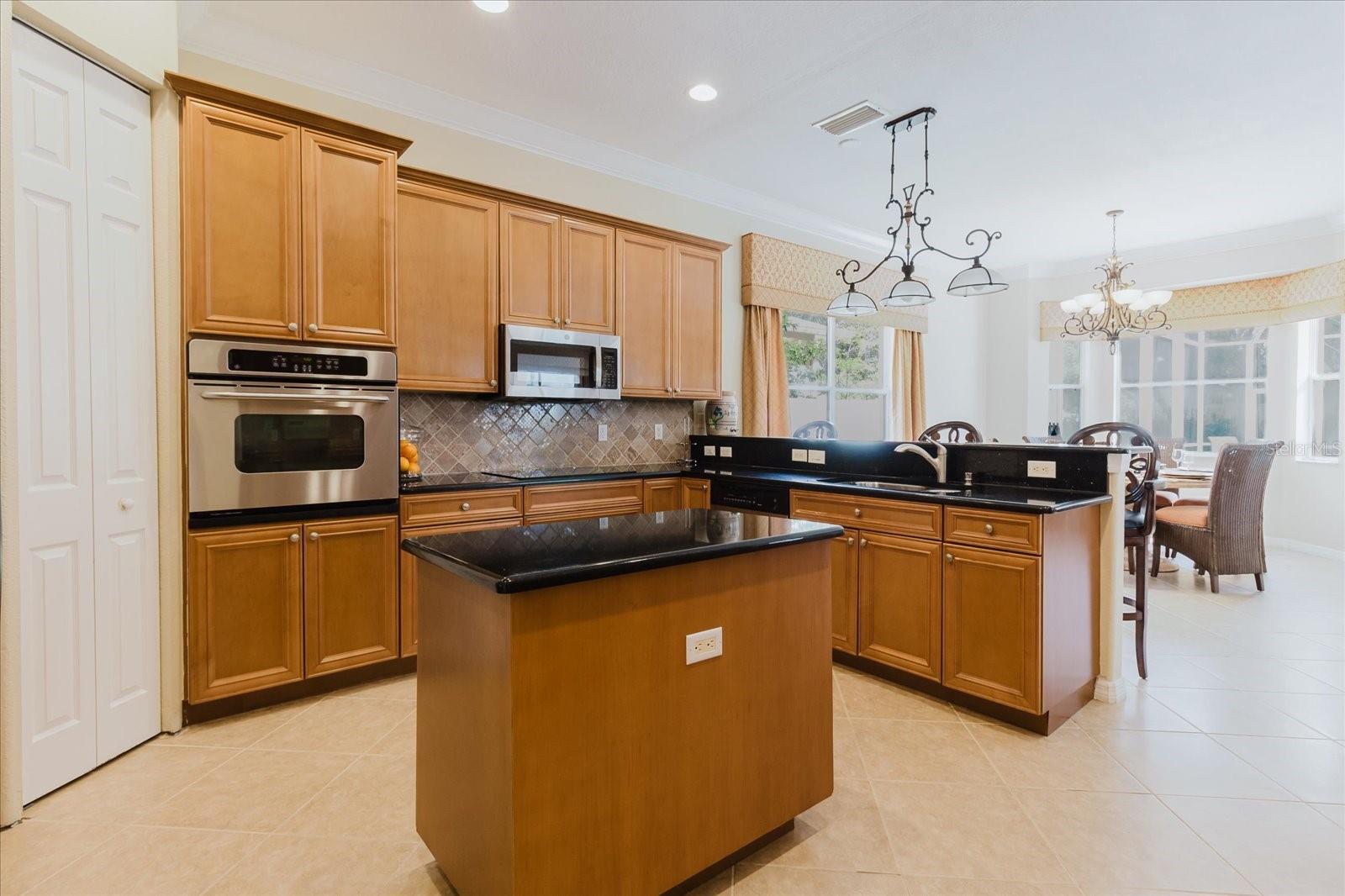 Image 35 of 79 For 3806 67th Terrace E
