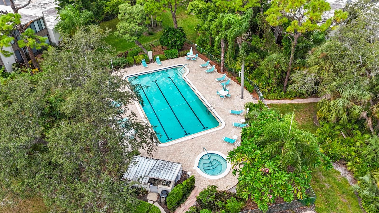 Image 36 of 43 For 411 Palm Tree Drive 411