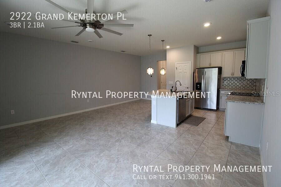 Image 4 of 28 For 2922 Grand Kemerton Place
