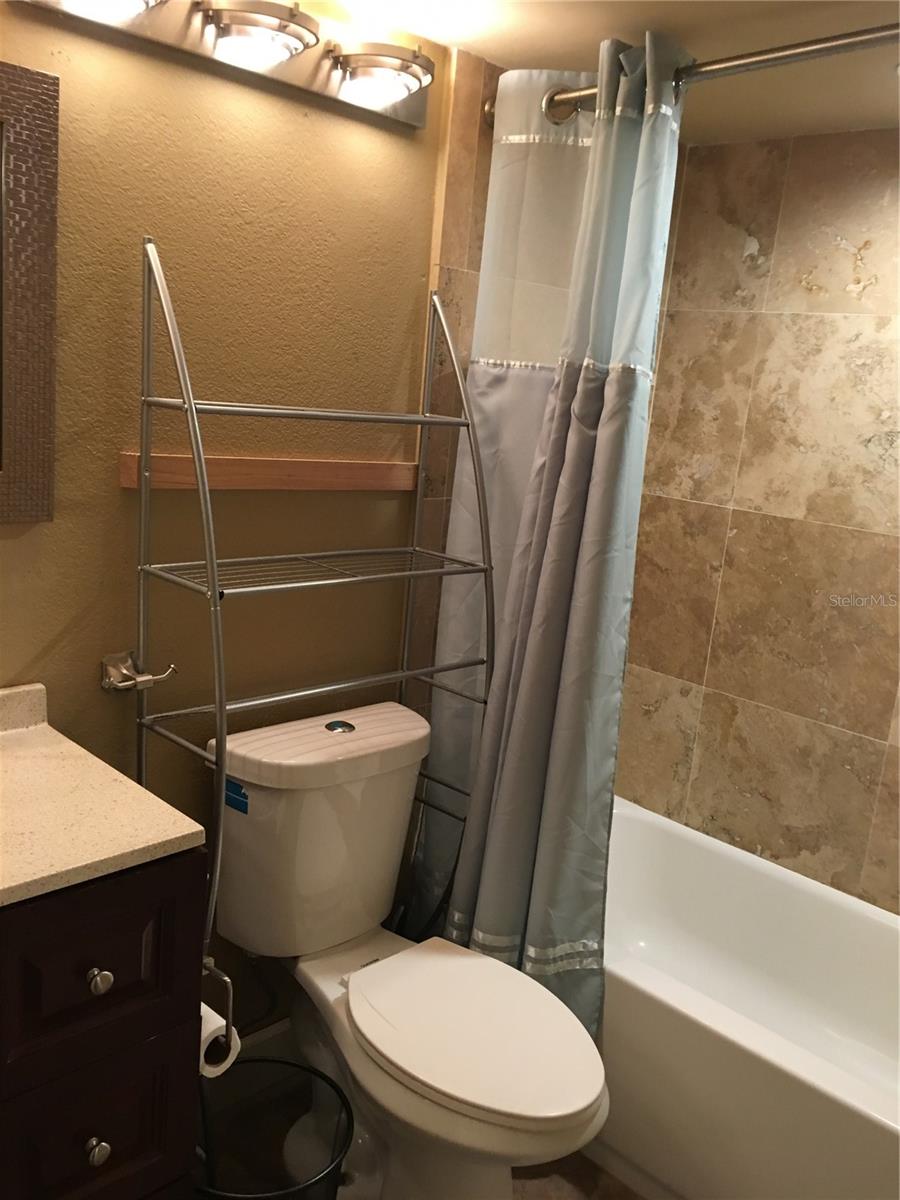 Image 4 of 23 For 2760 Coconut Bay Ln  2212 (2h)
