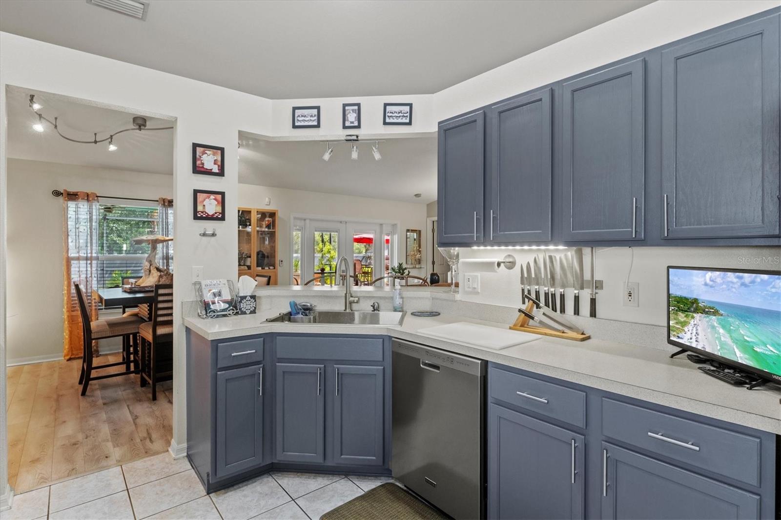 Image 10 of 53 For 4440 Sanibel Way