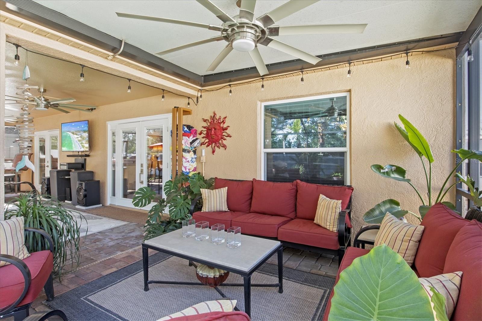 Image 23 of 53 For 4440 Sanibel Way
