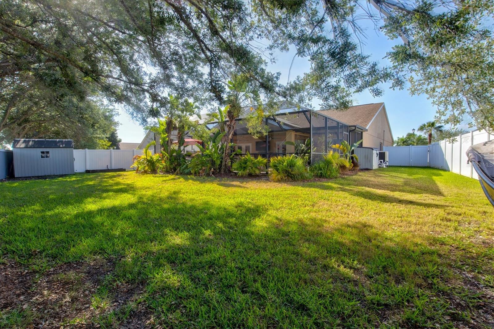 Image 33 of 53 For 4440 Sanibel Way
