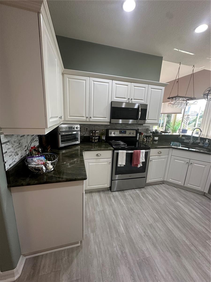 Image 11 of 33 For 4449 Golden Lake Drive