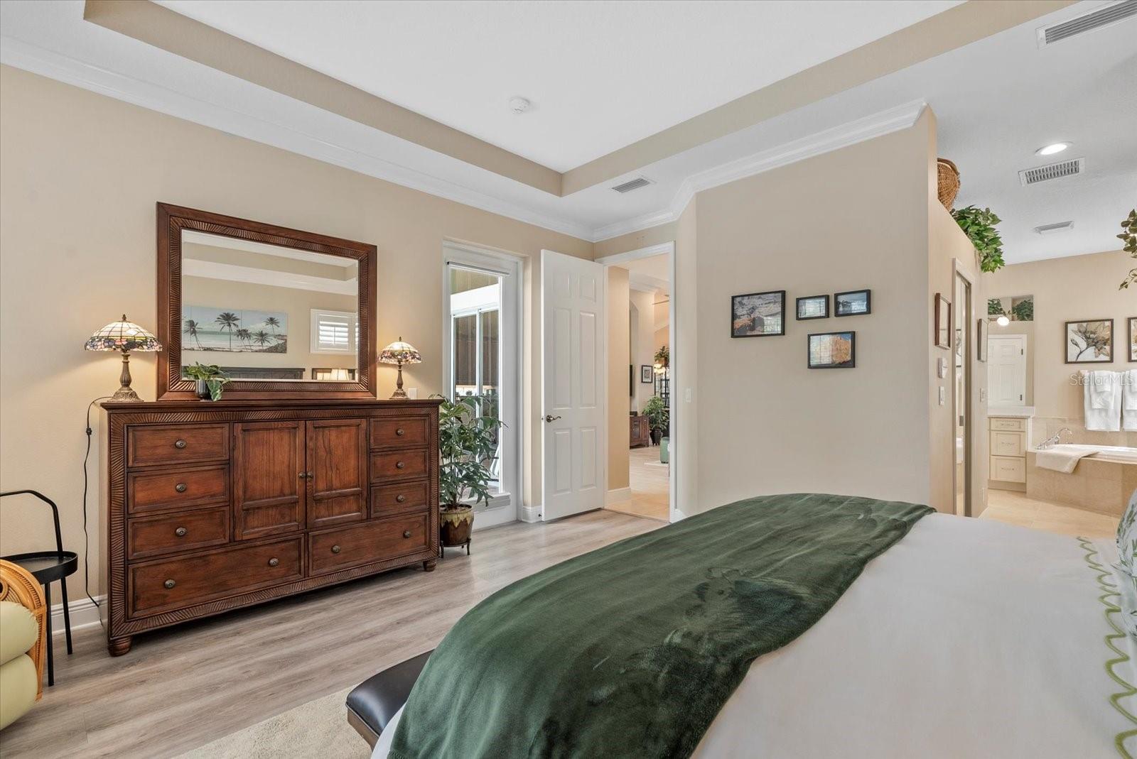 Image 17 of 45 For 7422 Edenmore Street